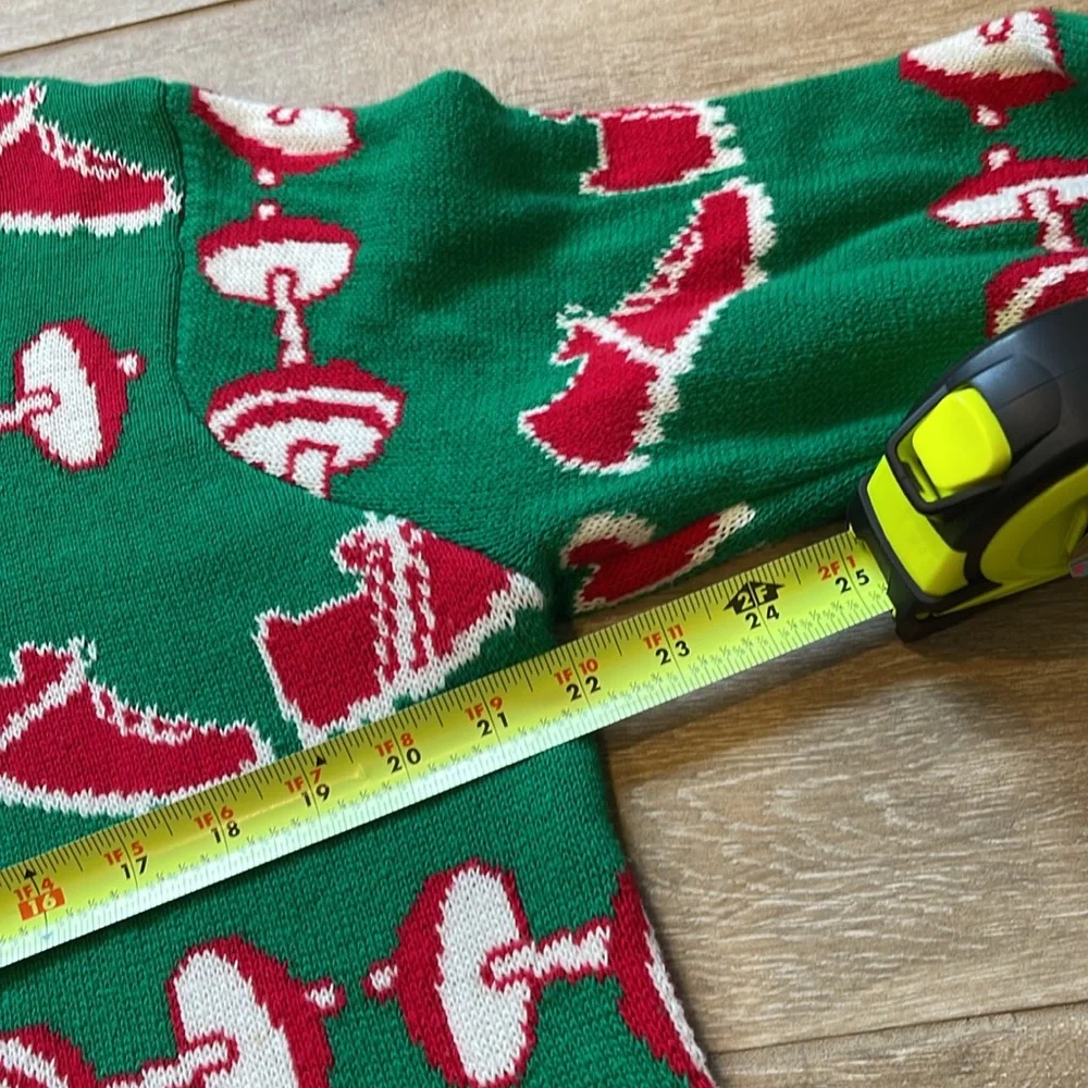 33 Degrees Ugly Christmas Sweater LARGE